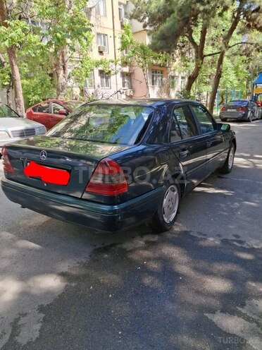 Mercedes C 180 1997, 330,000 km - 1.8 l - Bakı