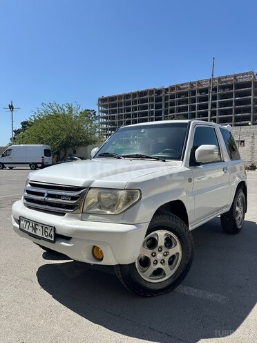 Mitsubishi Pajero io 2003, 200,000 km - 2.0 l - Bakı