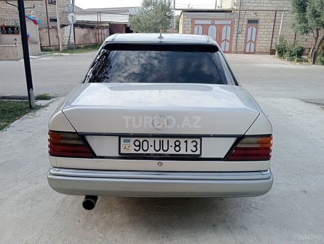 Mercedes E 200 d 1992, 555,550 km - 2.0 l - Salyan