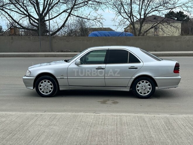 Mercedes C 200 2000, 274,000 km - 2.0 l - Bakı