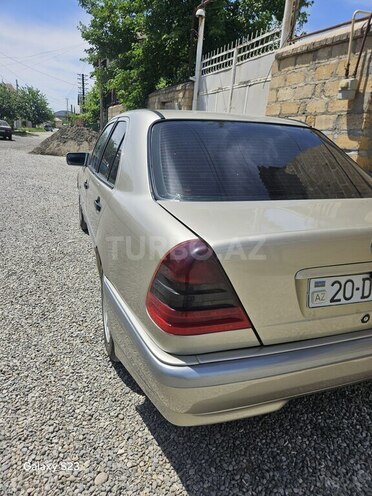 Mercedes C 240 1997, 410,000 km - 2.4 л - Yevlax