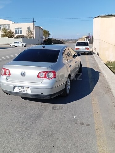 Volkswagen Passat 2006, 451,181 km - 2.0 l - Bakı
