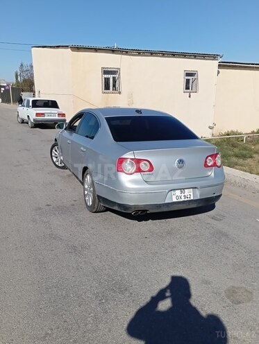 Volkswagen Passat 2006, 451,181 km - 2.0 l - Bakı