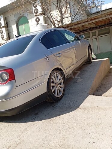 Volkswagen Passat 2006, 451,181 km - 2.0 l - Bakı