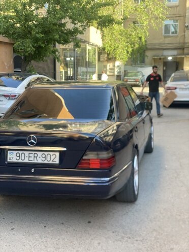 Mercedes E 220 1995, 460,700 km - 2.2 l - Bakı