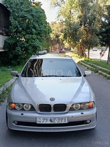 BMW 530 2001, 258,000 km - 3.0 л - Bakı