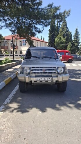 Mitsubishi Pajero 1992, 145,000 km - 2.5 л - Bakı