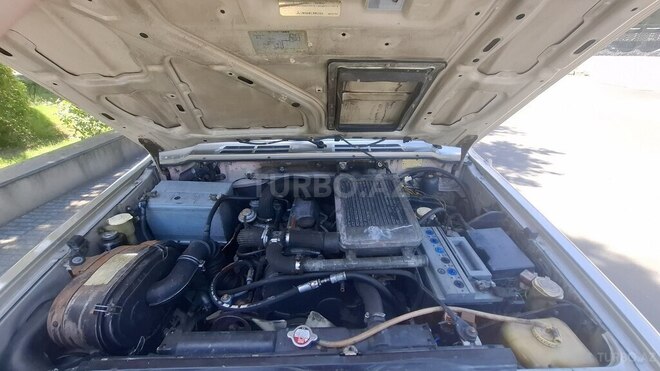 Mitsubishi Pajero 1992, 145,000 km - 2.5 л - Bakı