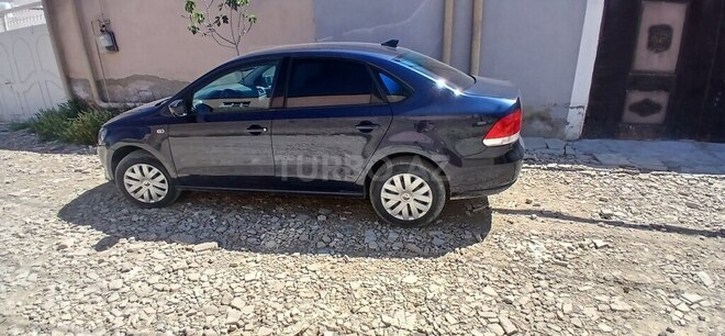 Volkswagen Polo 2015, 193,000 km - 1.6 l - Bakı