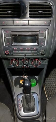Volkswagen Polo 2015, 193,000 km - 1.6 l - Bakı