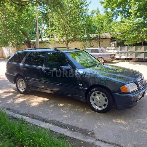 Mercedes C 180 1999, 368,000 km - 1.8 l - Qazax