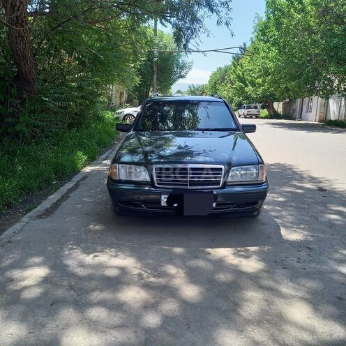Mercedes C 180 1999, 368,000 km - 1.8 l - Qazax
