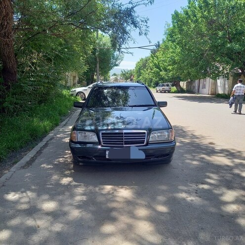 Mercedes C 180 1999, 368,000 km - 1.8 l - Qazax