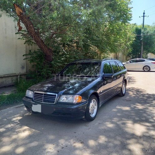 Mercedes C 180 1999, 368,000 km - 1.8 l - Qazax