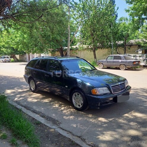Mercedes C 180 1999, 368,000 km - 1.8 l - Qazax