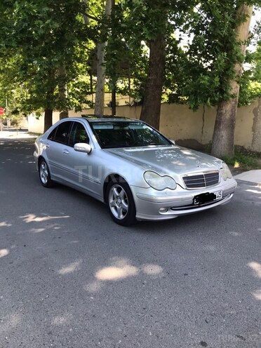 Mercedes C 200 2001, 342,000 km - 2.0 l - Bakı