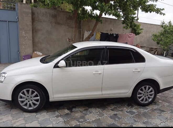 Volkswagen Jetta 2010, 245,600 km - 1.6 l - Bakı