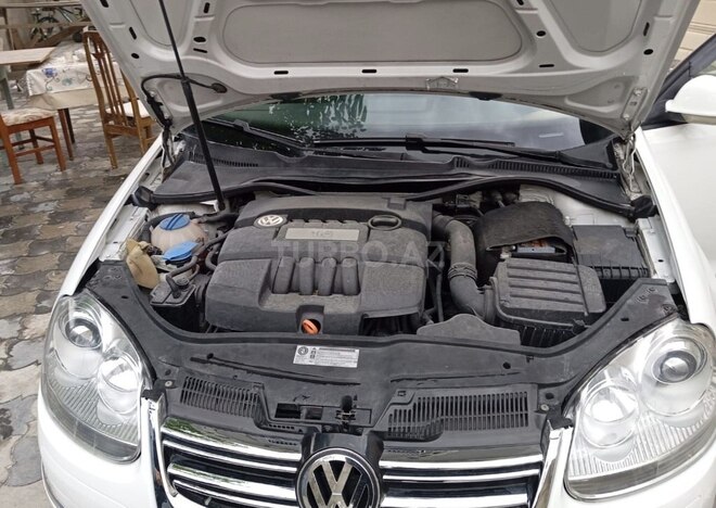 Volkswagen Jetta 2010, 245,600 km - 1.6 l - Bakı