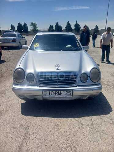 Mercedes E 230 1995, 300,000 km - 2.3 l - Bakı
