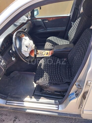 Mercedes E 220 d 1999, 395,400 km - 2.2 л - Bakı