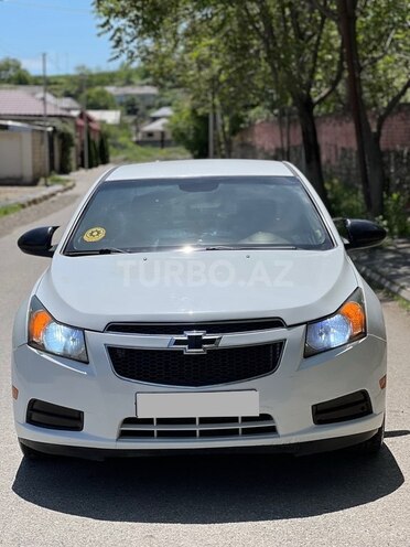 Chevrolet Cruze 2012, 313,000 km - 1.4 l - Quba