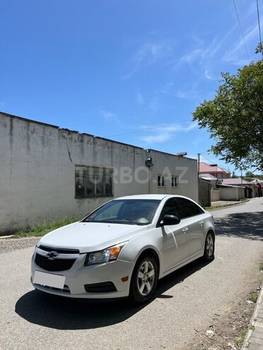 Chevrolet Cruze 2012, 313,000 km - 1.4 l - Quba