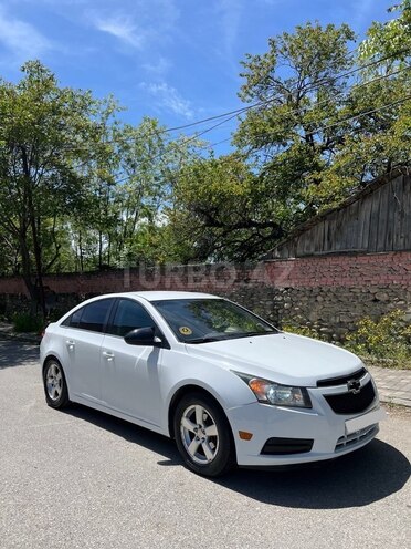 Chevrolet Cruze 2012, 313,000 km - 1.4 l - Quba