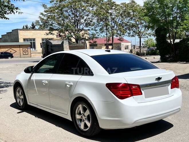 Chevrolet Cruze 2012, 313,000 km - 1.4 l - Quba