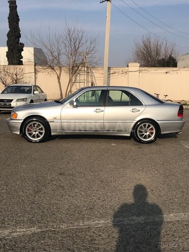Mercedes C 240 1999, 390,000 km - 2.4 l - Mingəçevir