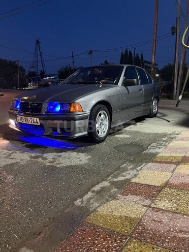 BMW 320 1993, 380,000 km - 2.0 l - Bakı