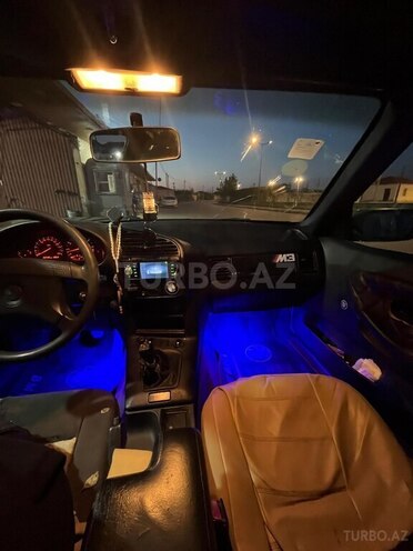 BMW 320 1993, 380,000 km - 2.0 l - Bakı
