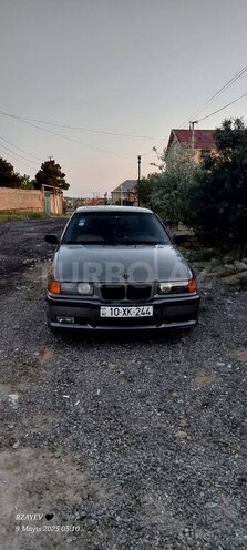 BMW 320-16