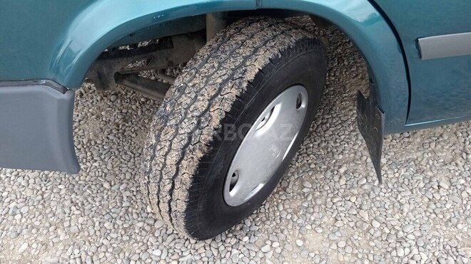Ford Transit 1998, 343,720 km - 2.5 л - Salyan