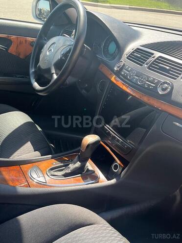 Mercedes E 240 2004, 283,000 km - 2.6 л - Bakı