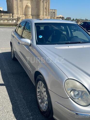 Mercedes E 240 2004, 283,000 km - 2.6 л - Bakı