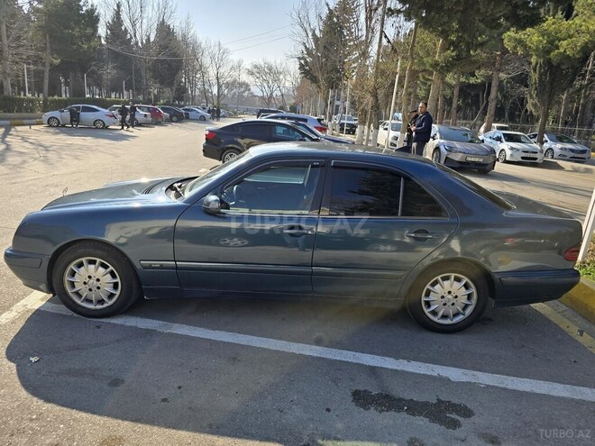 Mercedes E 220 d 2000, 504,000 km - 2.2 l - Bakı