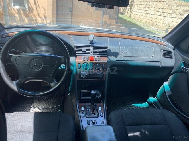 Mercedes C 200 d 1998, 635,900 km - 22.0 л - Bakı