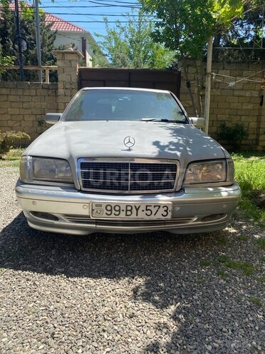 Mercedes C 200 d 1998, 635,900 km - 22.0 л - Bakı