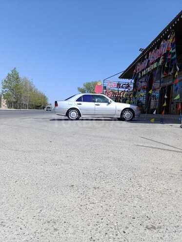 Mercedes C 230 2000, 376,000 km - 2.3 l - Bakı