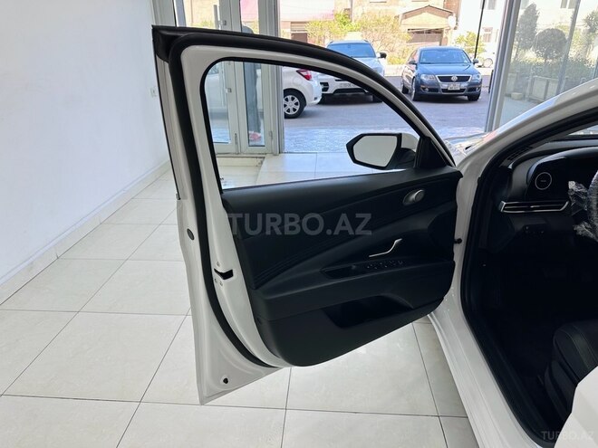 Hyundai Elantra 2024, 11,000 km - 1.5 l - Sumqayıt