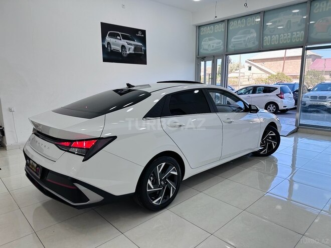 Hyundai Elantra 2024, 11,000 km - 1.5 l - Sumqayıt