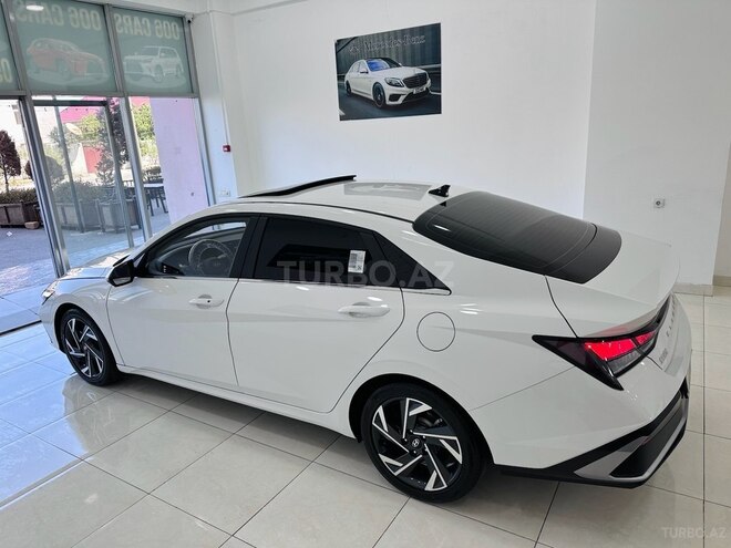 Hyundai Elantra 2024, 11,000 km - 1.5 l - Sumqayıt