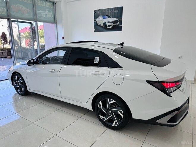 Hyundai Elantra 2024, 11,000 km - 1.5 l - Sumqayıt