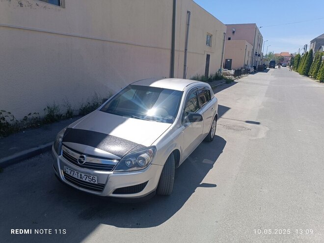 Opel Astra 2010, 290,000 km - 1.3 l - Bakı