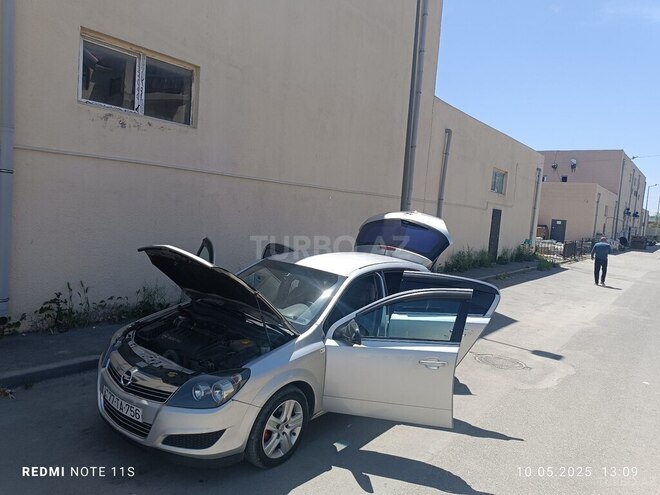 Opel Astra 2010, 290,000 km - 1.3 l - Bakı