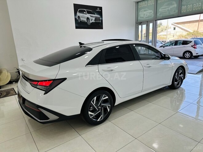 Hyundai Elantra 2024, 11,000 km - 1.5 l - Sumqayıt