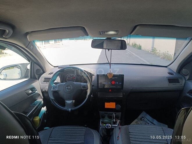 Opel Astra 2010, 290,000 km - 1.3 l - Bakı
