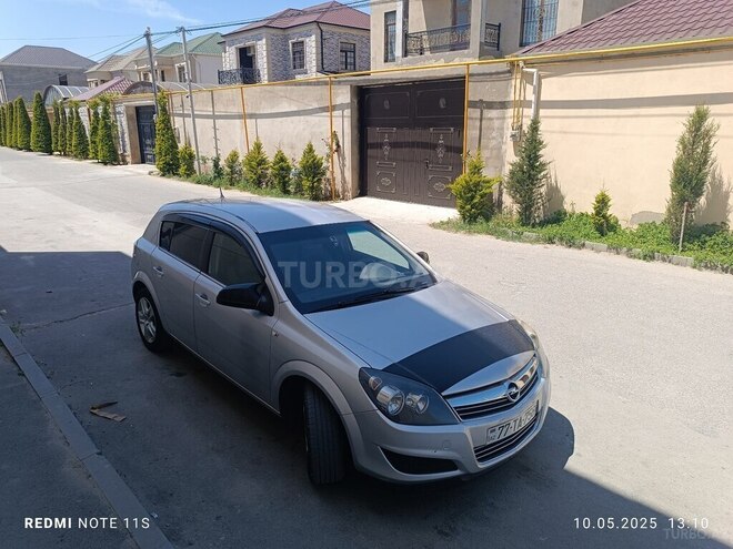 Opel Astra 2010, 290,000 km - 1.3 l - Bakı