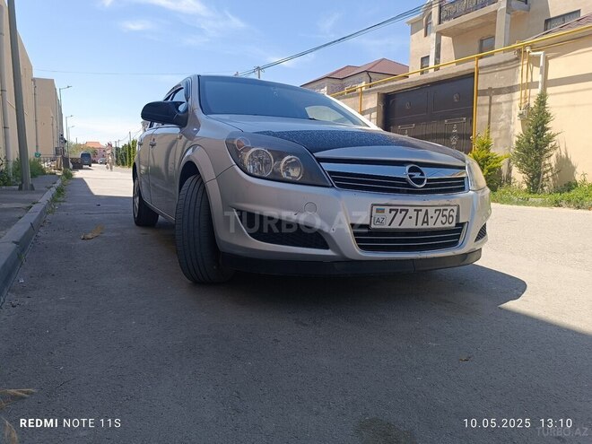 Opel Astra 2010, 290,000 km - 1.3 l - Bakı