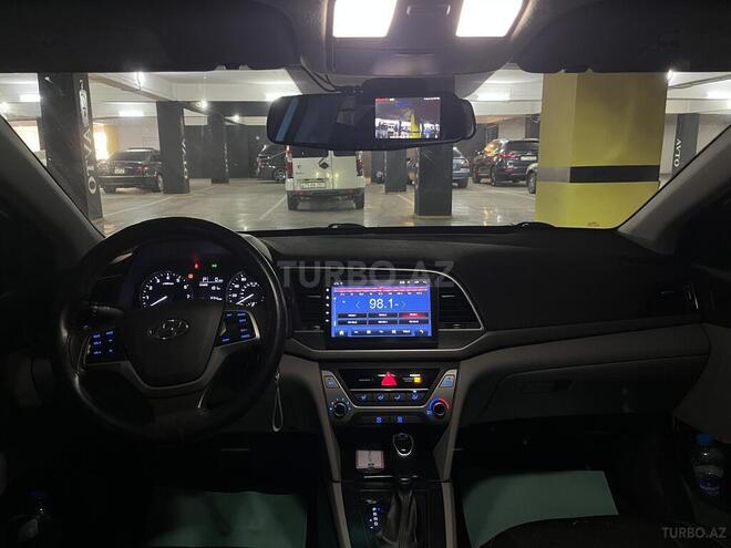 Hyundai Elantra 2016, 128,748 km - 2.0 l - Naxçıvan